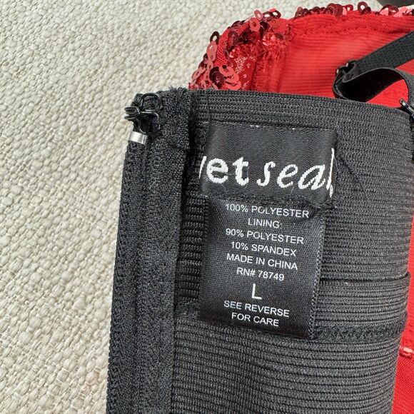 WET SEAL Red Sequins Women's Camisole Bustier Party Holiday Crop Top Large - Picture 11 of 14
